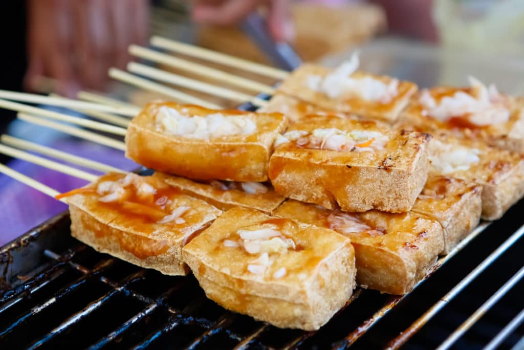 Tofu grilling, tofu, block tofu, vegan, souvlaki