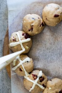 hot cross buns